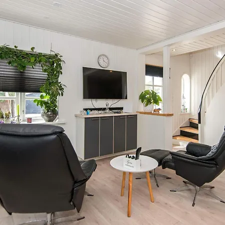 12 Person In Dom wakacyjny Børkop